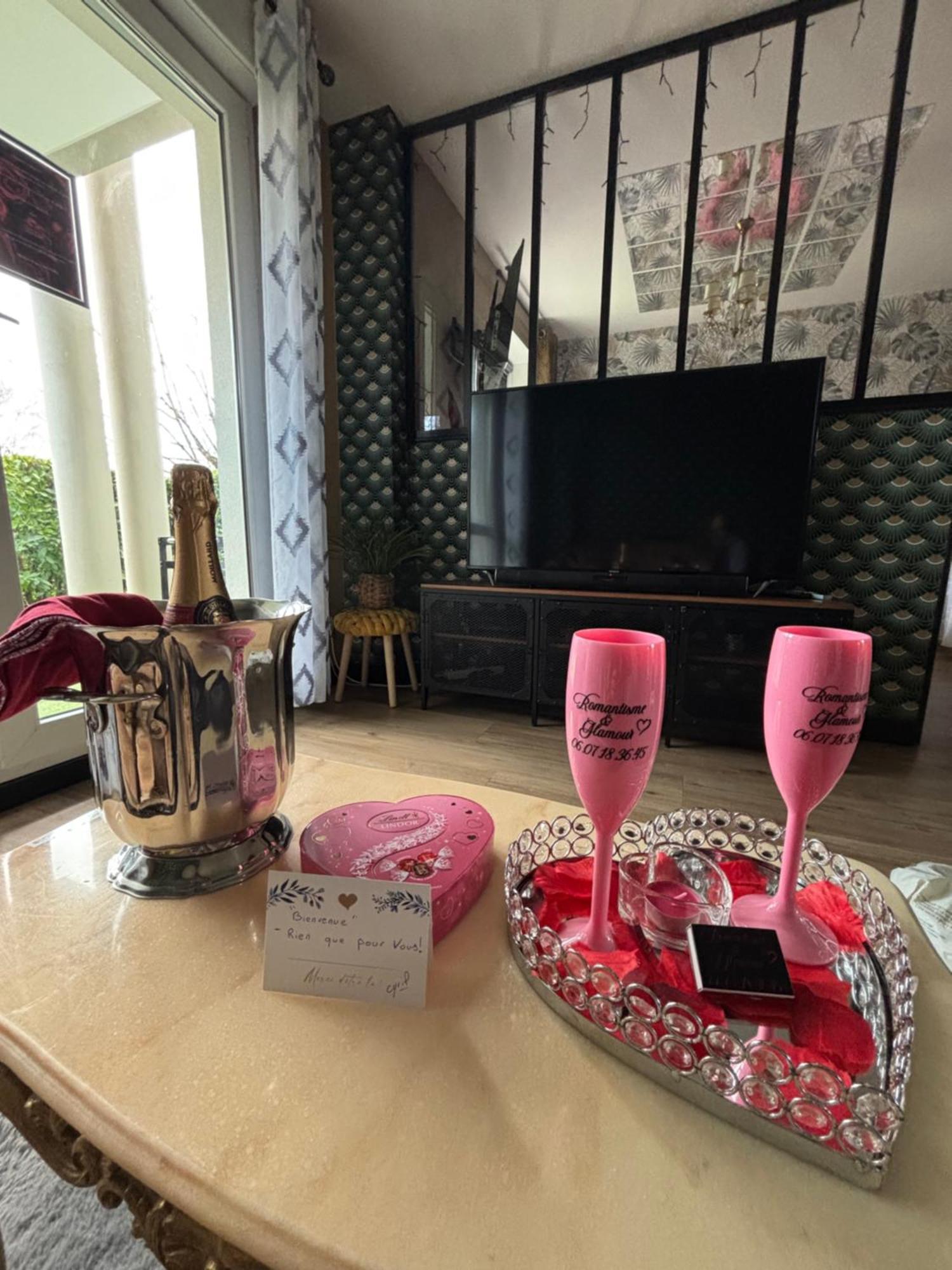 Romantisme Et Glamour Avec Spa ,Jardin Proche Zenith Ντιζόν Εξωτερικό φωτογραφία